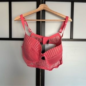 Secret Lace pink bra un padded. Size 44C